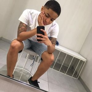 Meet your Posher, Marcaela